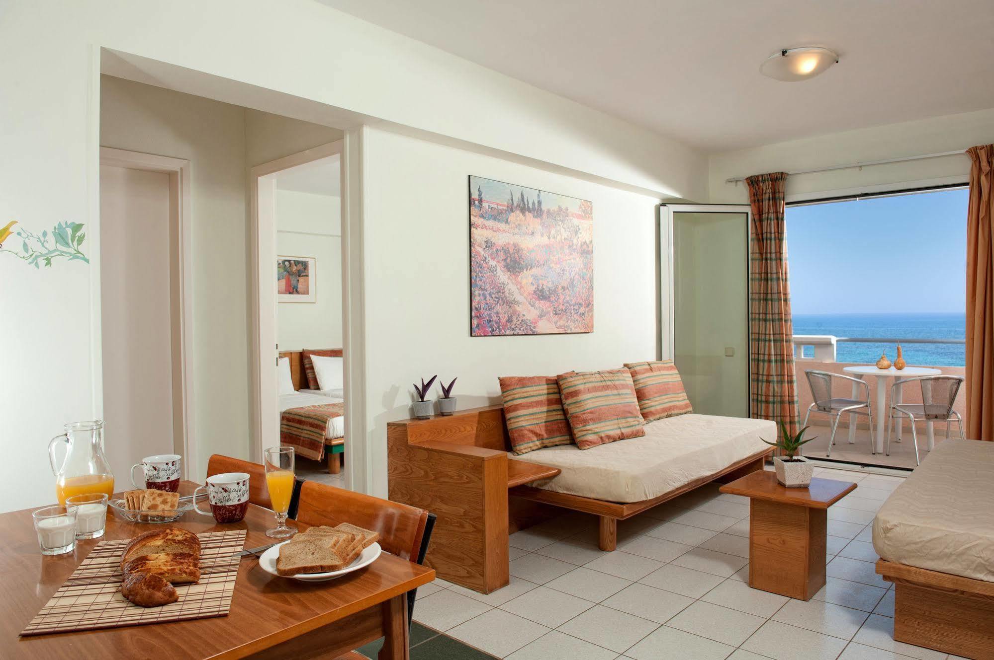 Andromeda & Aparthotel 3*
